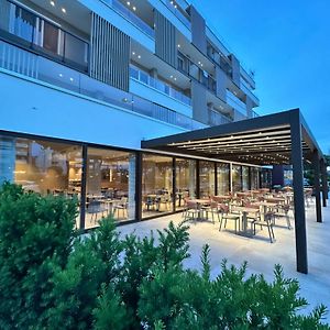 Petit Hotel